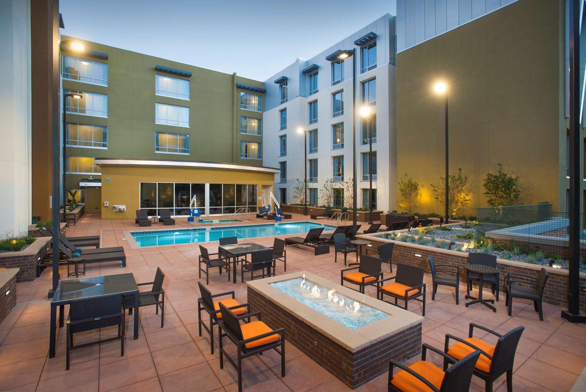 Hilton Garden Inn Burbank Los Angeles Kültér fotó